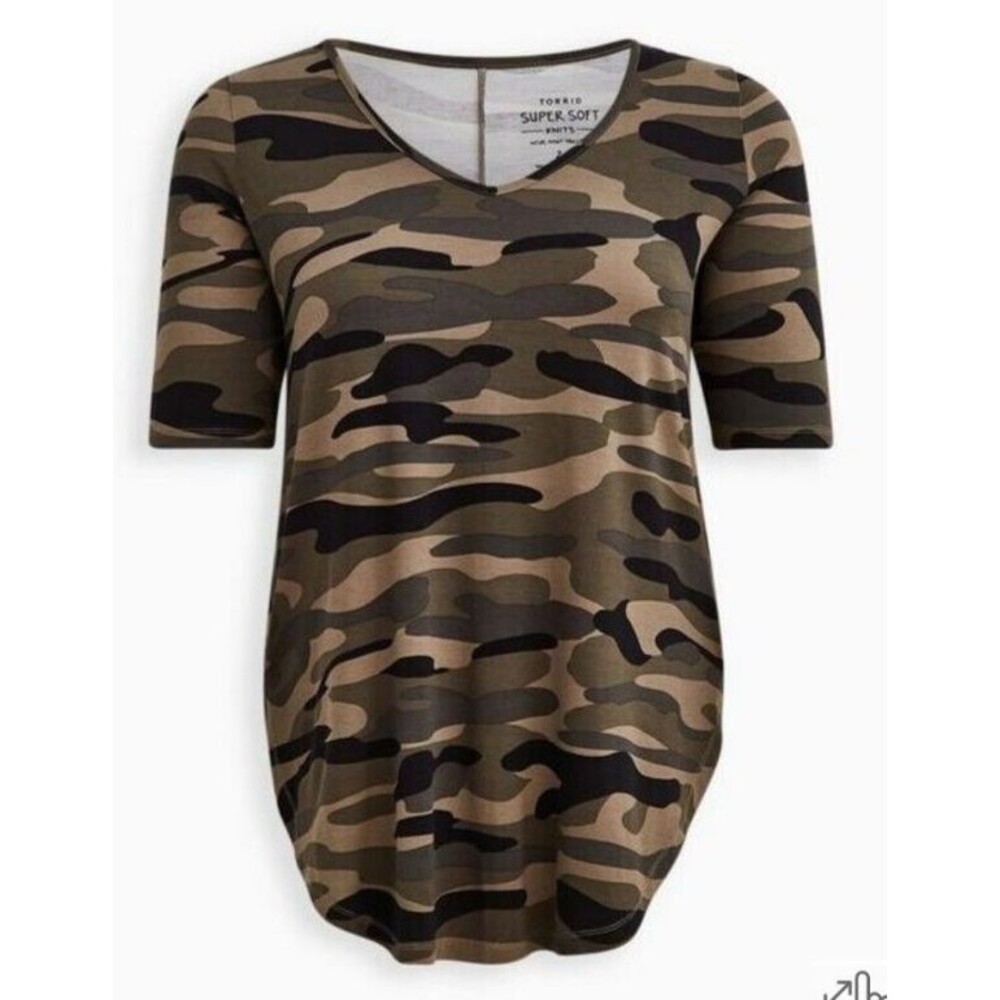 00 NWT Torrid Favorite Tunic Super Soft V-Neck Tunic Tee Camo